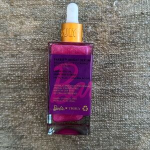 Barbie TRULY Bright serum
